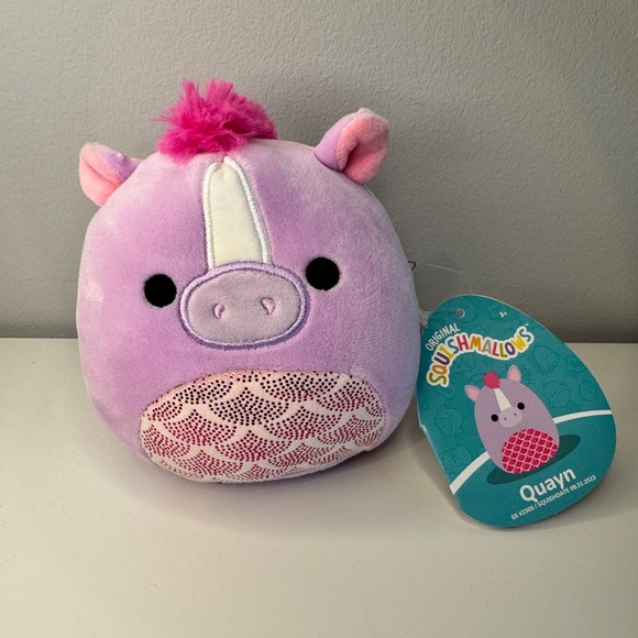 Quayn the Seahorse Squishmallow 💗 - Picture 2 of 4